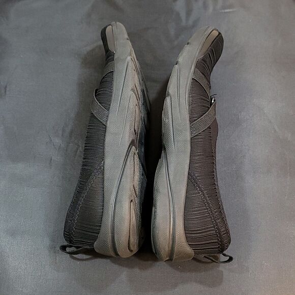 BRAND NEW BZEES WOMEN'S LANA SNEAKER - Picture 8 of 13